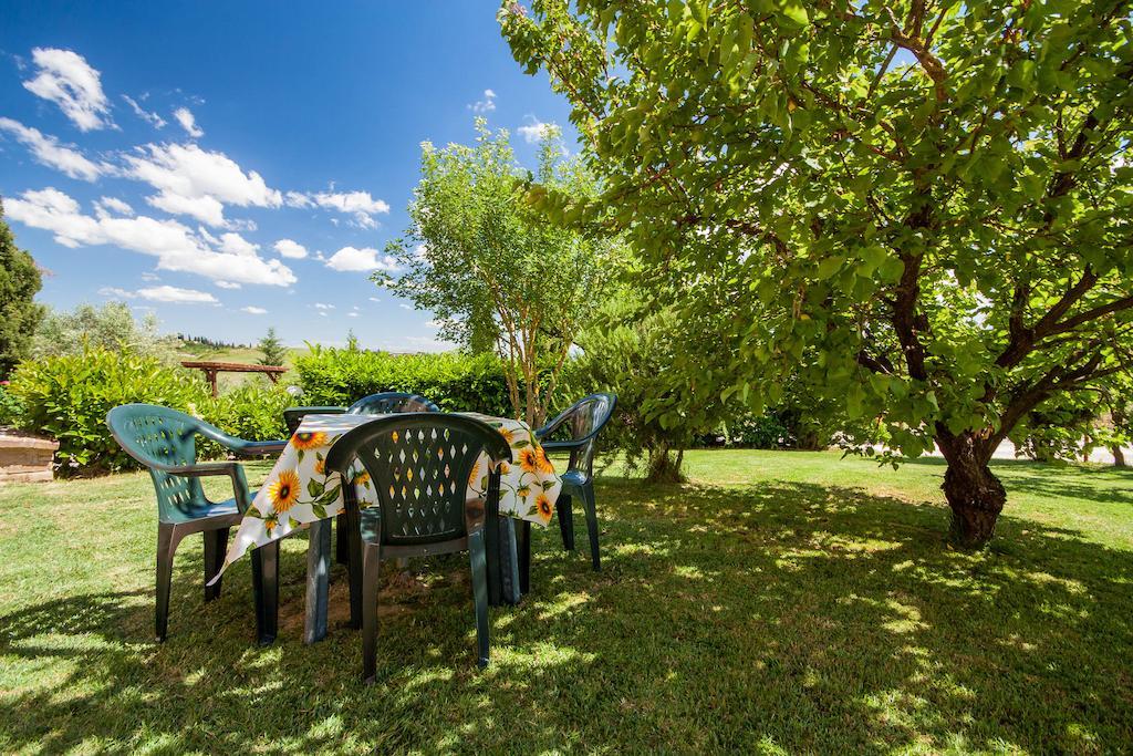 Agriturismo Podere Camollia Costalpino Exterior foto