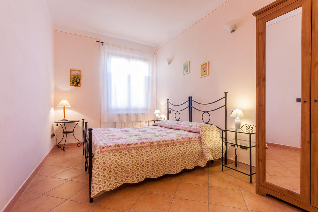Agriturismo Podere Camollia Costalpino Habitación foto